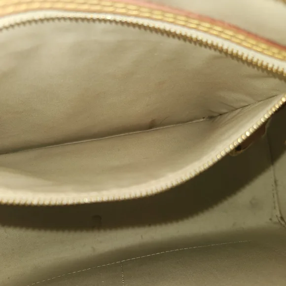 Louis Vuitton Brea In Black Vernis. Stunning LV Bag! With Free COA! - Picture 12 of 15